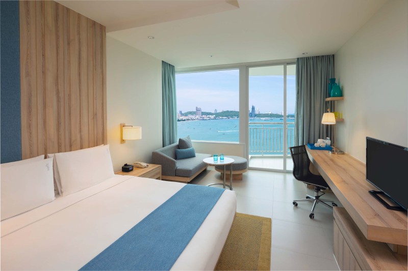Ocean View Room Holiday Inn Pattaya