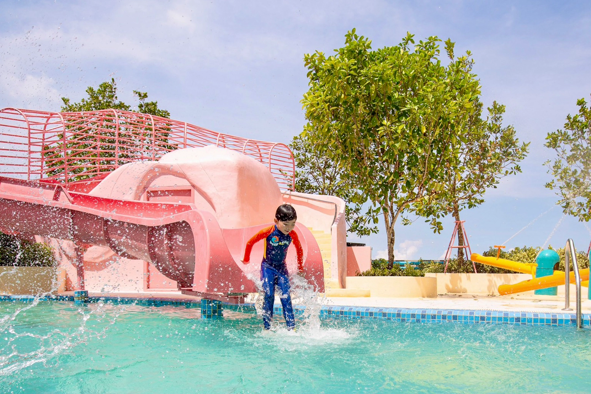 Family Swimming Pool | Holiday Inn Pattaya